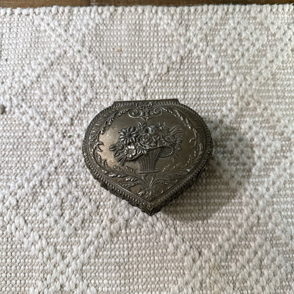 Vintage Ornate Japanese Heart-Shaped Floral Silver Footed Trinket Box